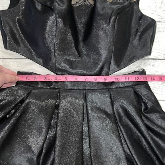 Sherri Hill Black Short Dress A-Line Cut-Outs Illusion Neck Lace sz 6 READ HOCO - Picture 8 of 13